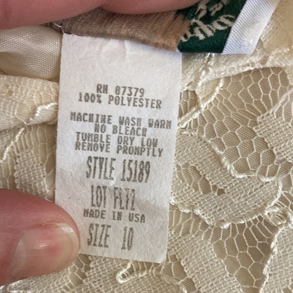 Vintage Fritz & Lloyd Lacey Floral Top - Picture 7 of 13